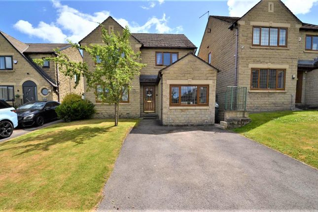 Detached house for sale in Pinfold, Clayton, Bradford