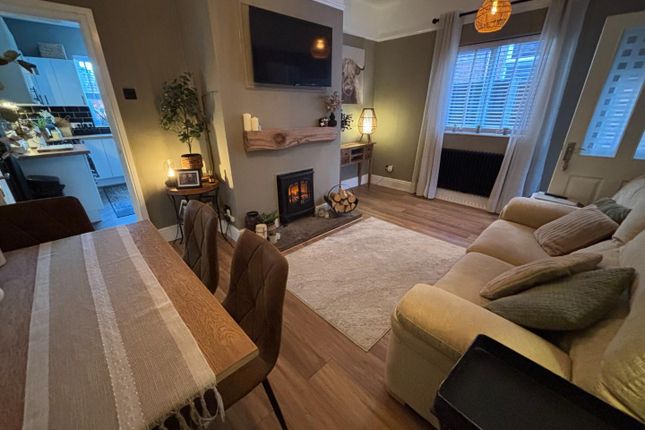 6, Lea Road West, Gainsborough photo 4