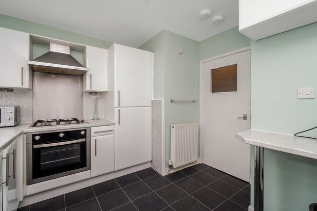 Flat to rent in Weymouth Drive, Kelvindale, Glasgow