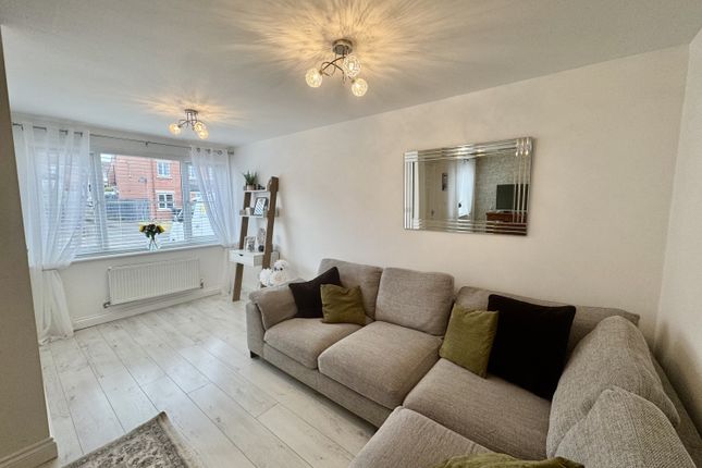 2, Seaton Close, Peterlee photo 4