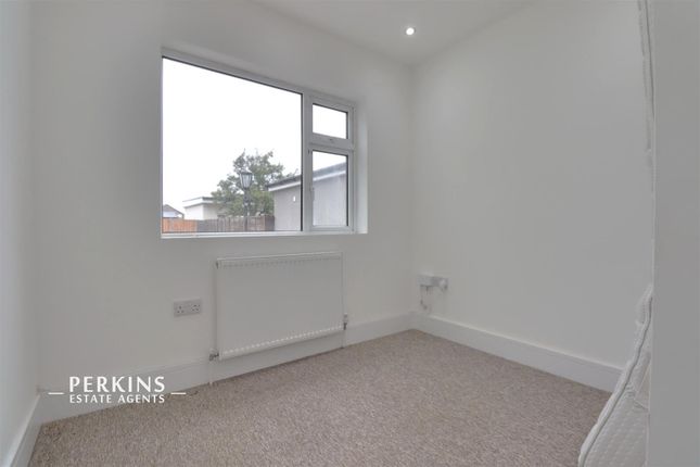 74, Eastmead Avenue, Greenford photo 4