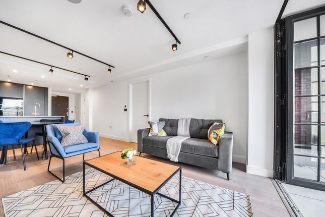 Thumbnail Flat to rent in New Tannery Way, London