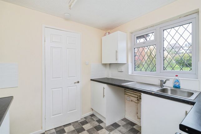 25, Glebeland Way, Torquay photo 4