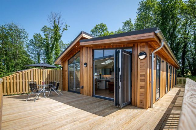 2-bed caravan on Holiday Home, Robin Lodge, Gargrave, Skipton, £225,000