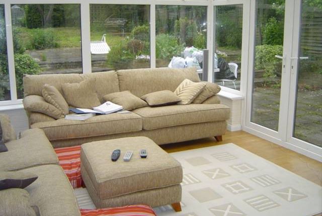 Wellfield Road, Hatfield Hertfordshire photo 3