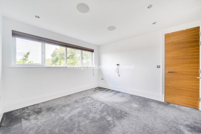 Flat 9, Luca Court, 1, Mays Hill Road, Kent photo 3