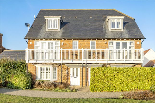 Thumbnail Semi-detached house to rent in Holly Way, Kings Hill, West Malling, Kent