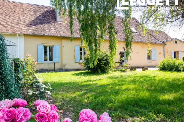 Villa for sale in Saint-Pierre-D'eyraud, Dordogne, Nouvelle-Aquitaine