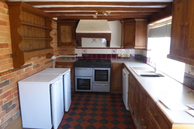 Cottage to rent in High Street, Hanslope