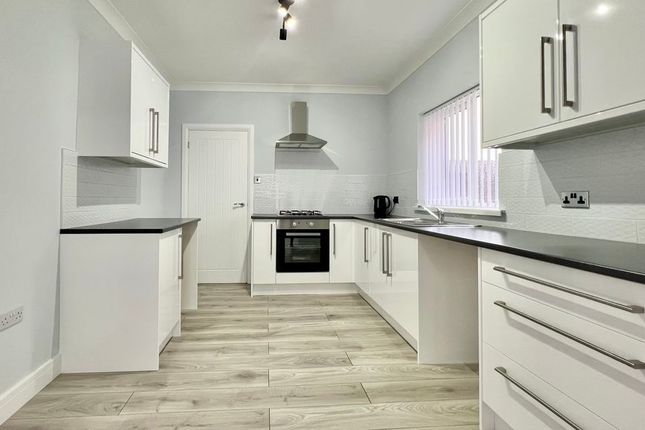 8, Cecile Crescent, Scunthorpe photo 3