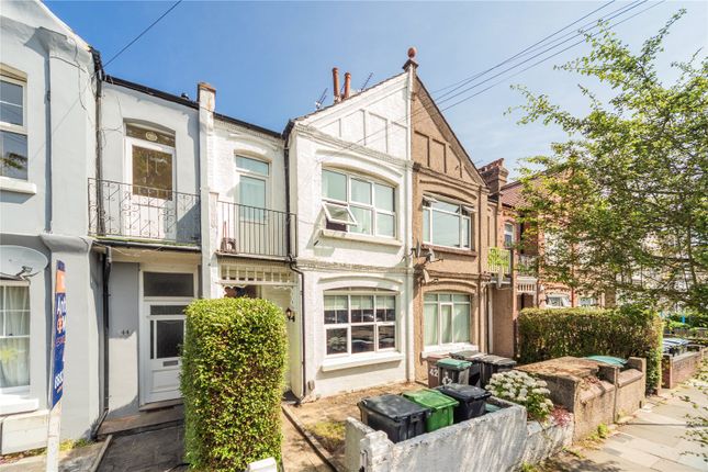 Flat for sale in Lascotts Road, London