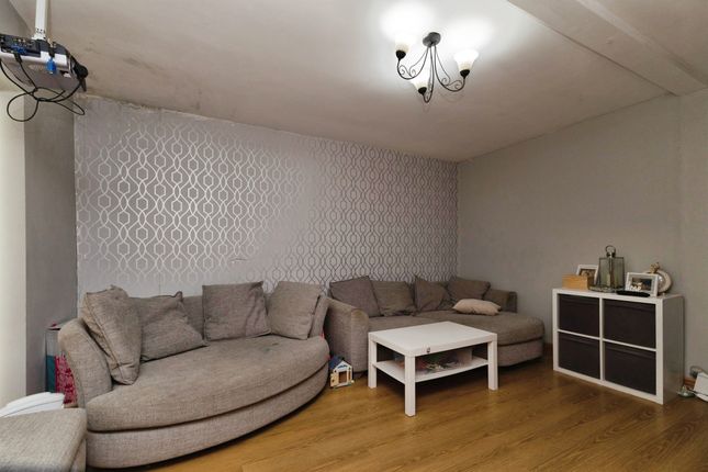 145, Bishopton Road West, Stockton-On-Tees photo 3
