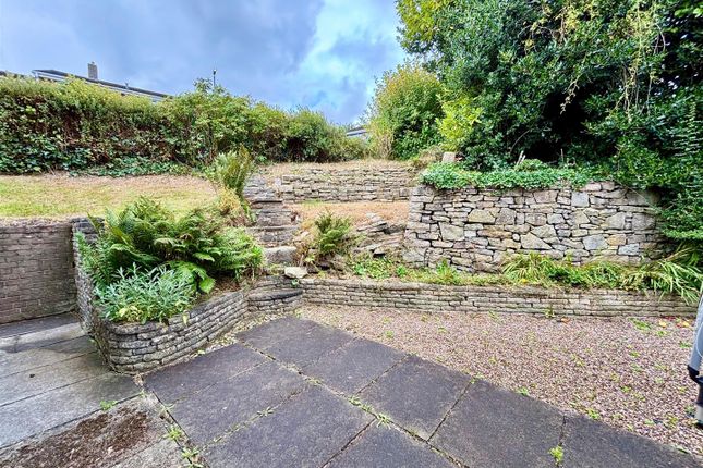 4, Winhill Road, High Peak photo 2