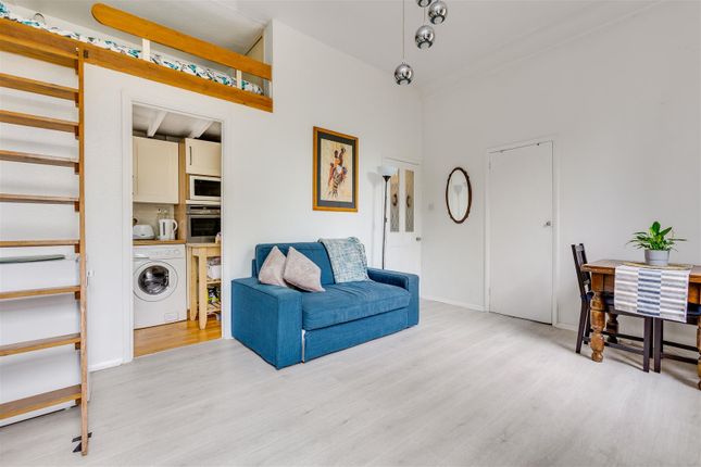 2, 17, Avenue South, Surbiton photo 4
