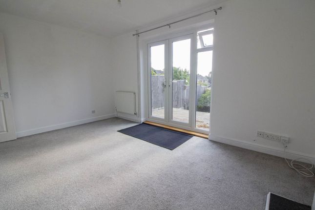 42, Parkhill Drive, Frome photo 4