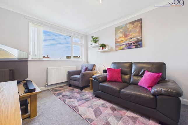 8 Norton Road, Morecambe photo 4