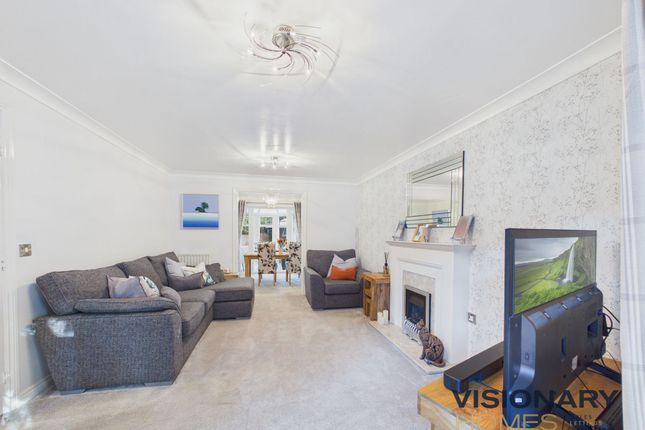 23, Nightingale Walk, Burntwood, WS7 photo 3