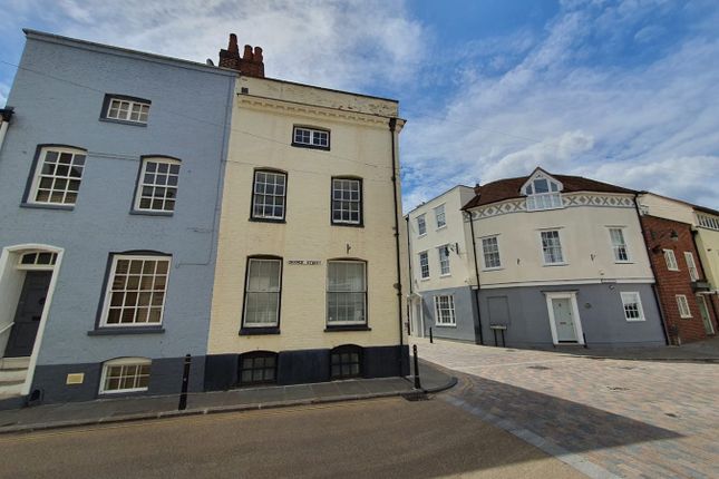 Terraced house to rent in Best Lane, Canterbury