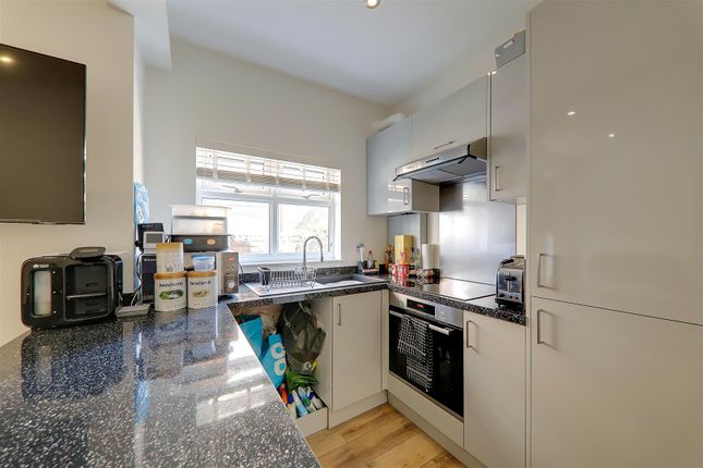 Flat for sale in Highfield Road, Worthing