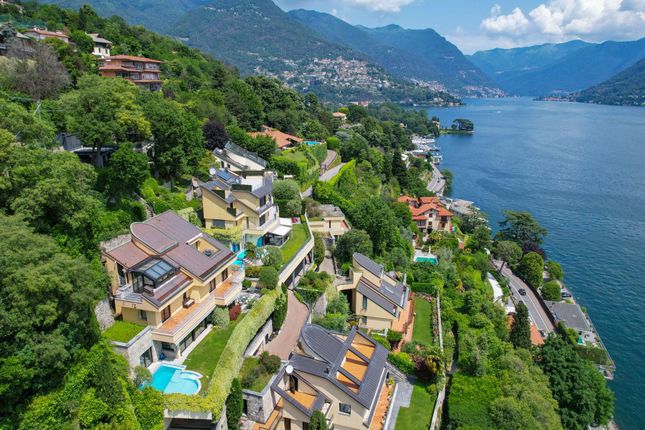 Villa for sale in Lake Como, Lombardy, Italy