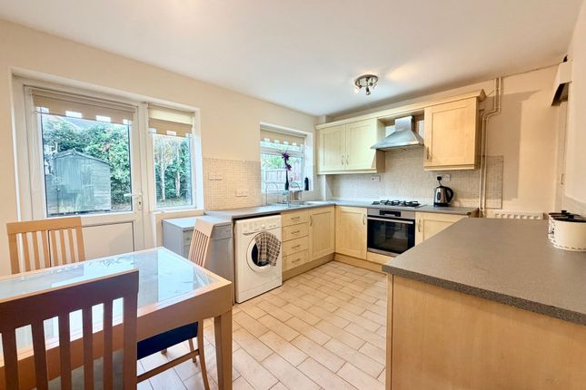 6 Hawksley Gardens, Nottingham photo 5