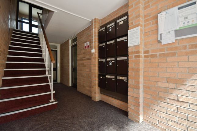 12, Lindisfarne Court, Derbyshire photo 4