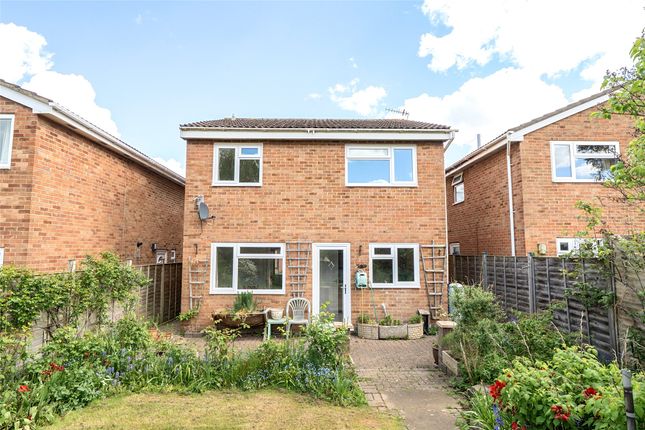 6, Lasne Crescent, Gloucester photo 4