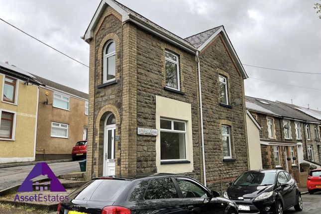 Detached house to rent in Spring Bank, Abertillery
