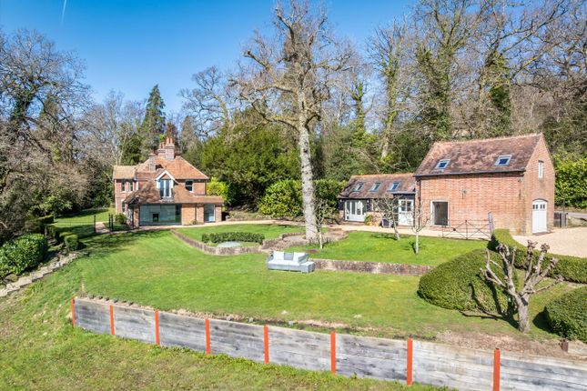Copyhold Lane, Haslemere photo 2