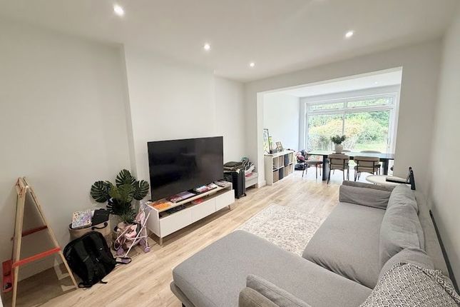 36, Parkside Way, Harrow photo 2
