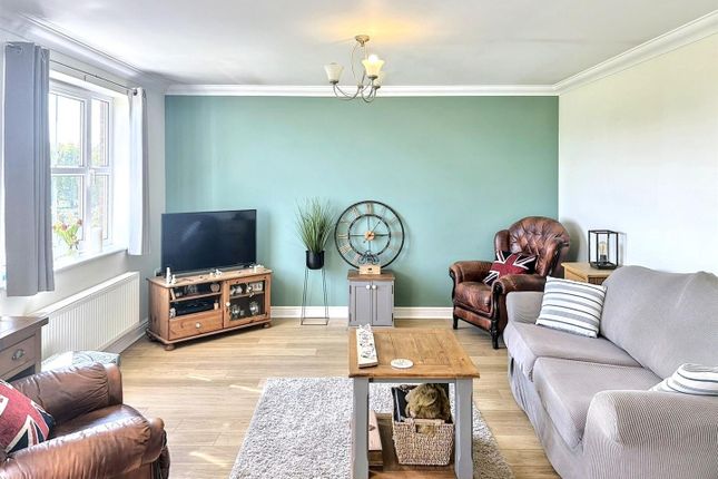 9, Meadow View Court, Risley photo 4