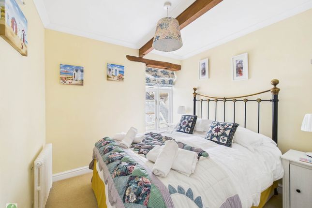 4 Pixies Holt, Buller Street, Looe photo 3