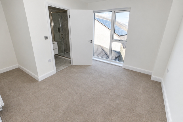 8 Haddington Court, Herne Bay photo 4