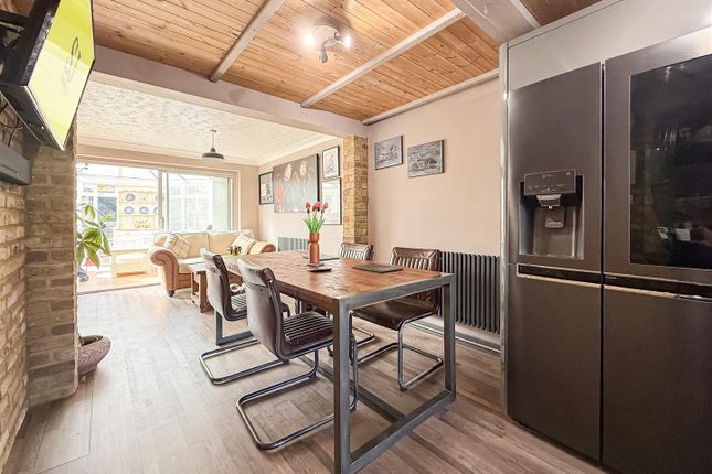 30, Hillside Road, Southminster photo 3