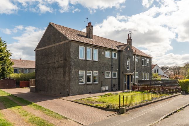3-bed flat on 38/2, Silverknowes Crescent, Edinburgh, £235,000