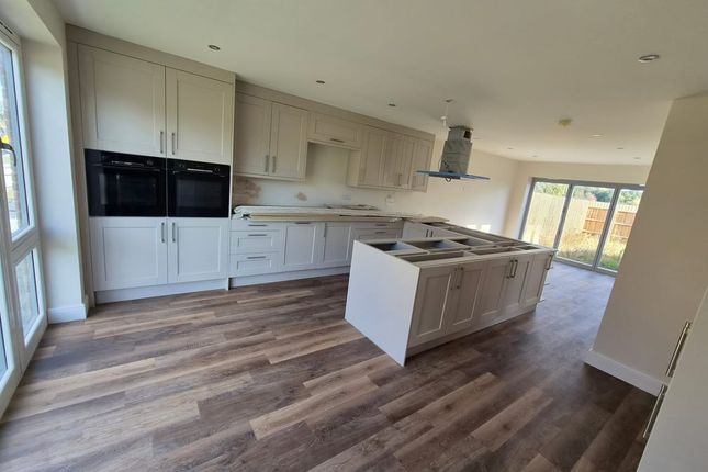 24, Forest Way, Market Rasen photo 4