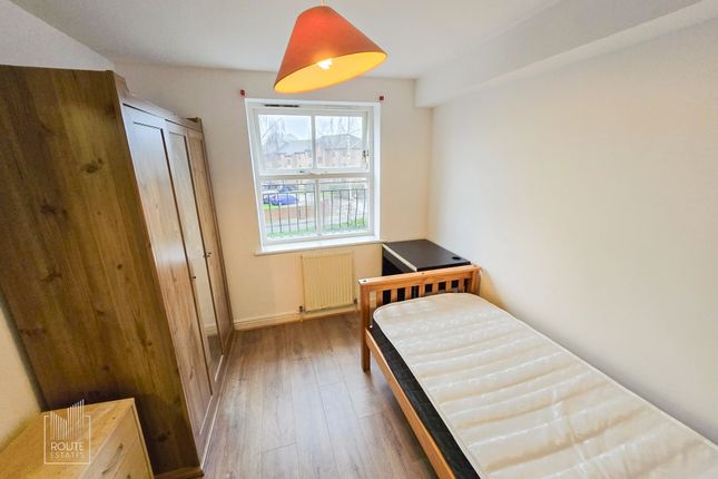 Room 6XX 268, Leigh Hunt Drive, London photo 2