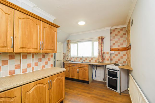 101, Standbridge Lane, Wakefield photo 2