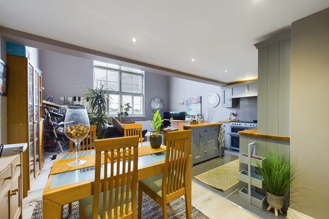 Flat for sale in Clifton Drive South, St. Annes, Lytham St. Annes