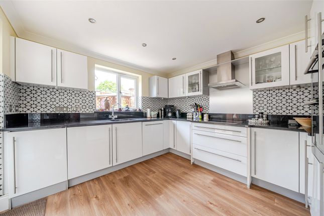 14, Station Road, Crediton photo 4