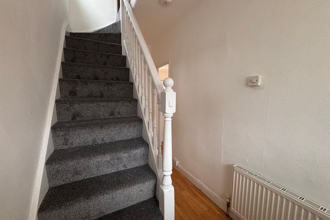 61, Walsall photo 5