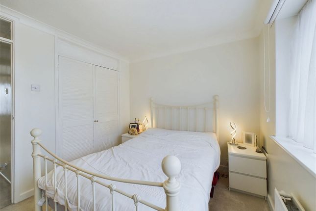 End terrace house for sale in Vancouver Road, Worthing