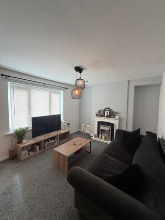 39, Grindon Crescent, Nottingham photo 2