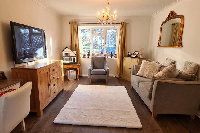 16, Cheylesmore Drive, Camberley photo 2