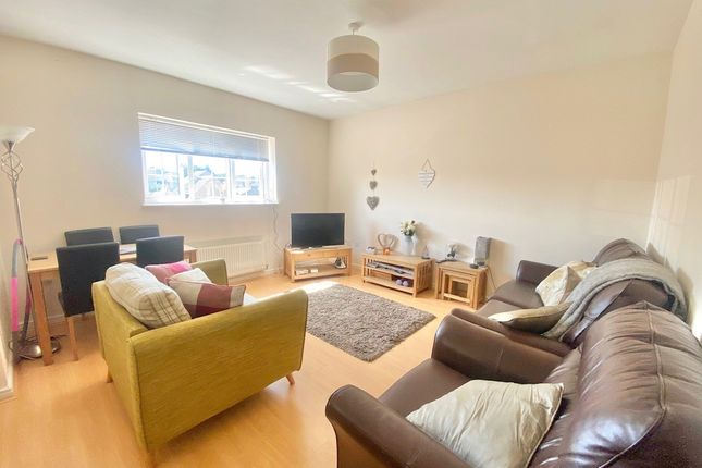 Flat 5, Bradford photo 3