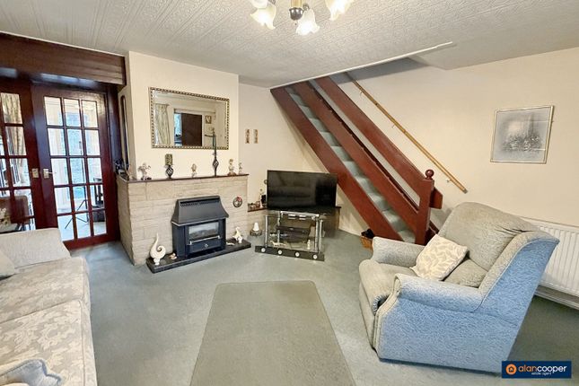 18, Silver Walk, Nuneaton photo 2