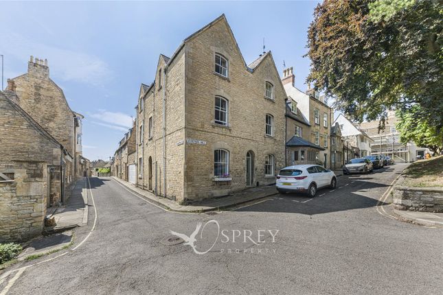 29, Austin Street, Lincolnshire photo 2