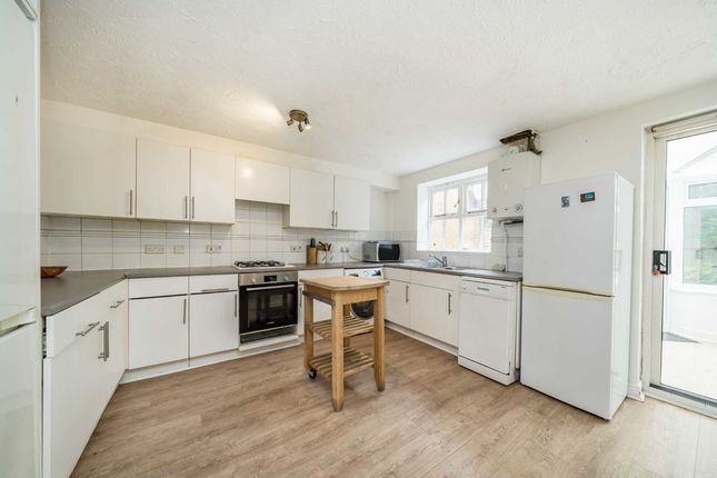 Thumbnail Terraced house to rent in Elderfield Place, London