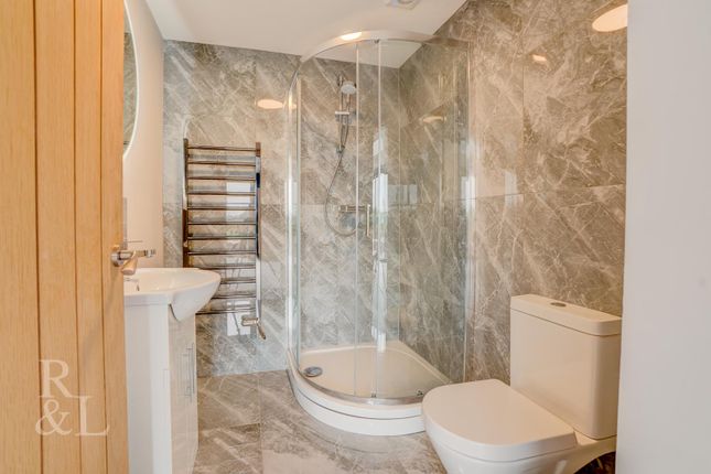 Downstairs Bathroom 1.Jpg