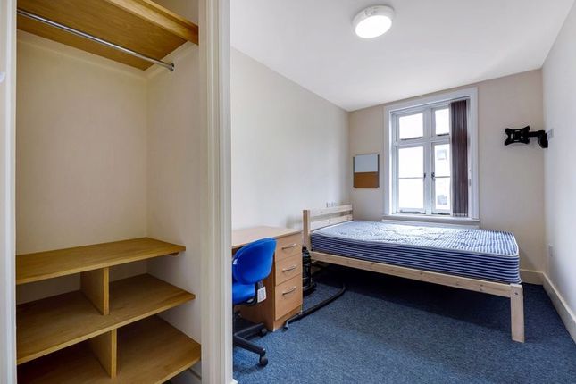 Room to rent in Station Road West, Canterbury